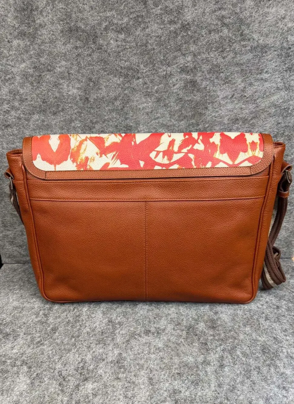 Jumper Maybach Abstract Art Print Leather Messenger Bag